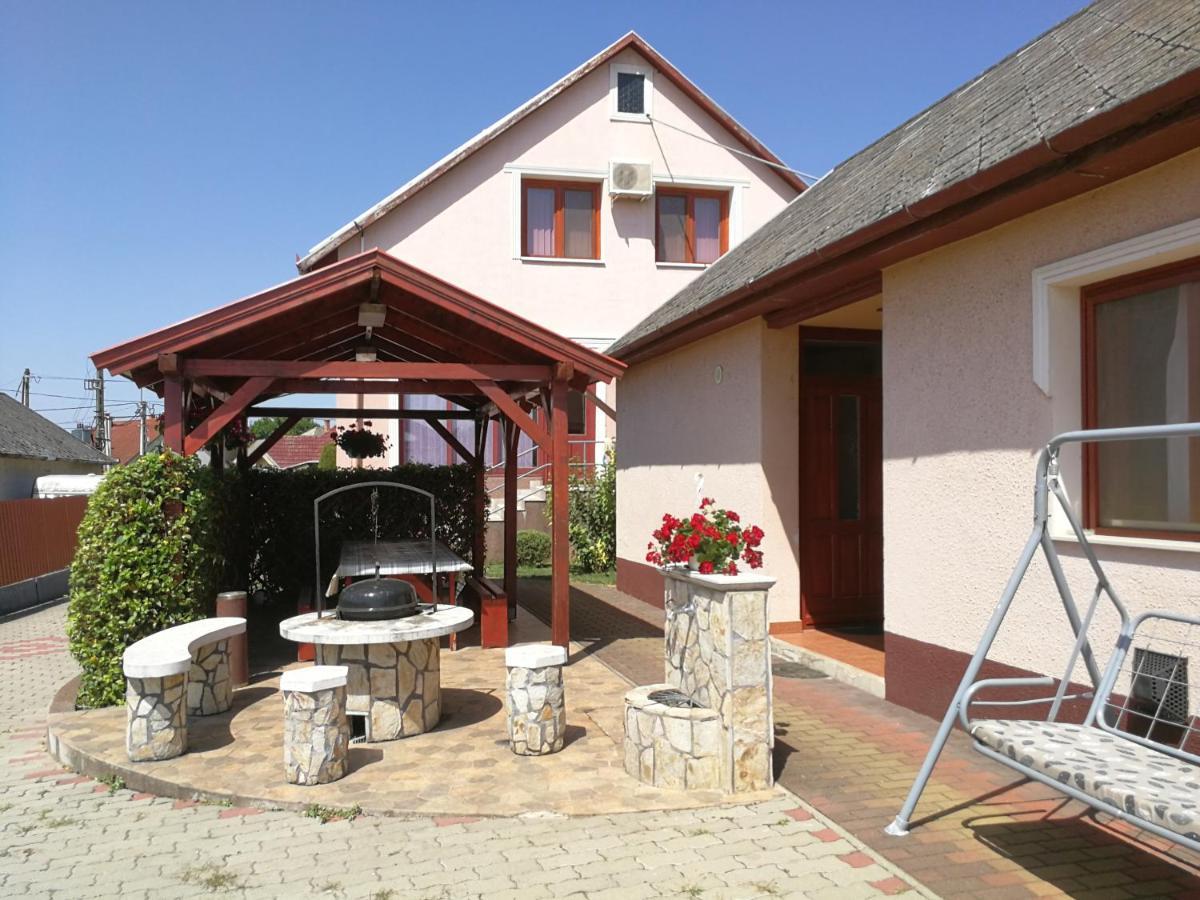 Hajnal Apartman Hajdúszoboszló 외부 사진