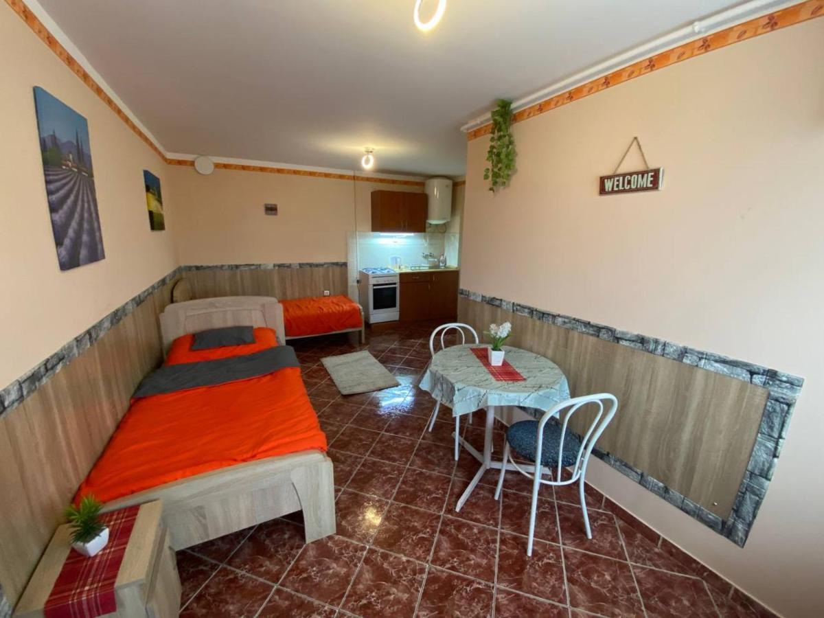 Hajnal Apartman Hajdúszoboszló 외부 사진